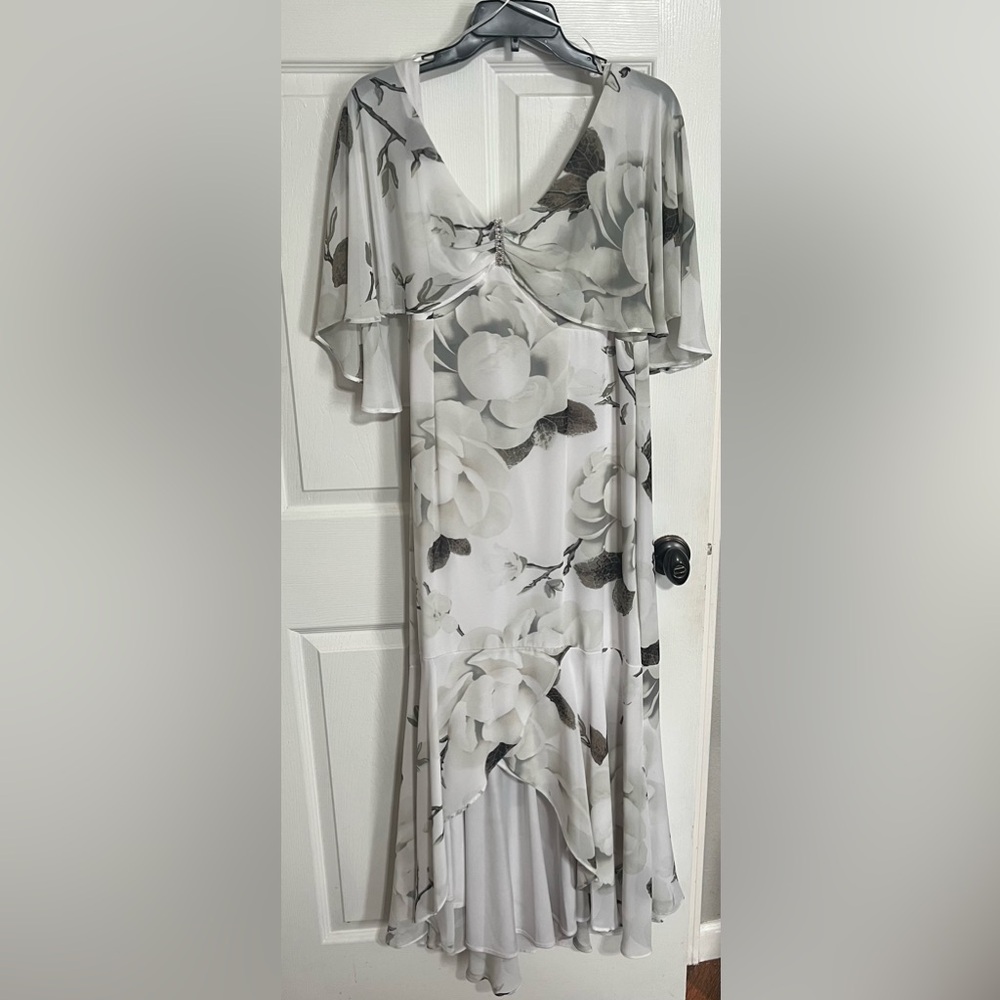 12 Petite Mother of the Bride Dress